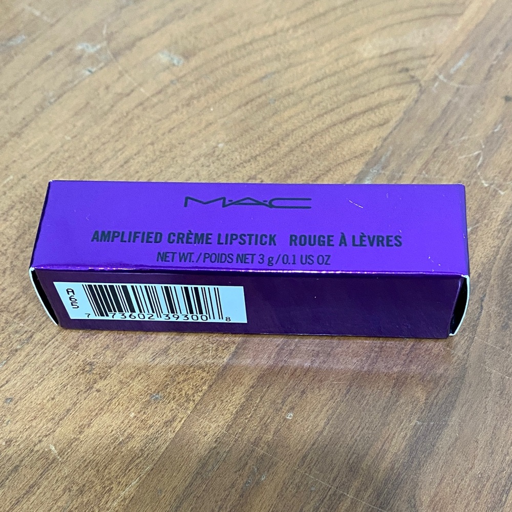 NWOT MAC Amplified Crème Semi Lustrous Full Coverage Lipstick Dark Side 0.1 oz